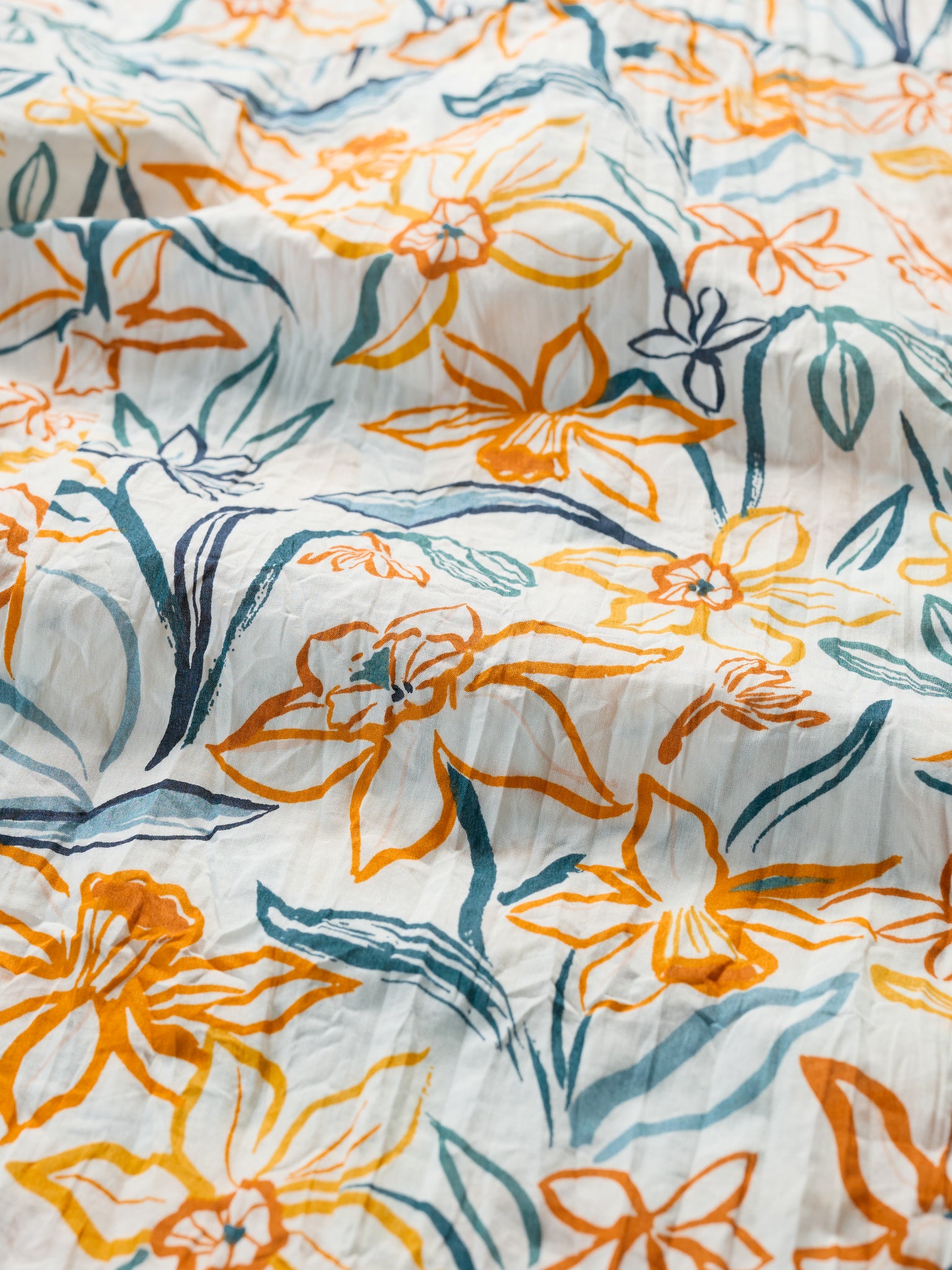 Larissa Shirt - Painted Daffodil Chalk