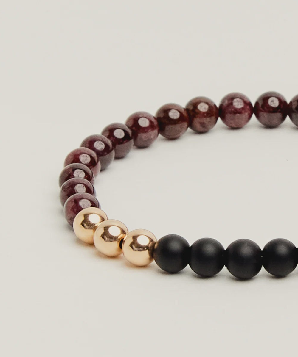 Rex Bracelet w Garnet & Onyx
