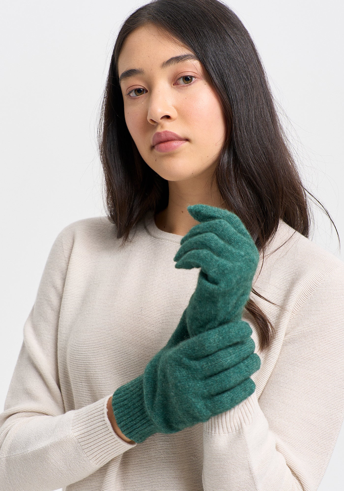 Cosy Gloves AW24 โ From Dust
