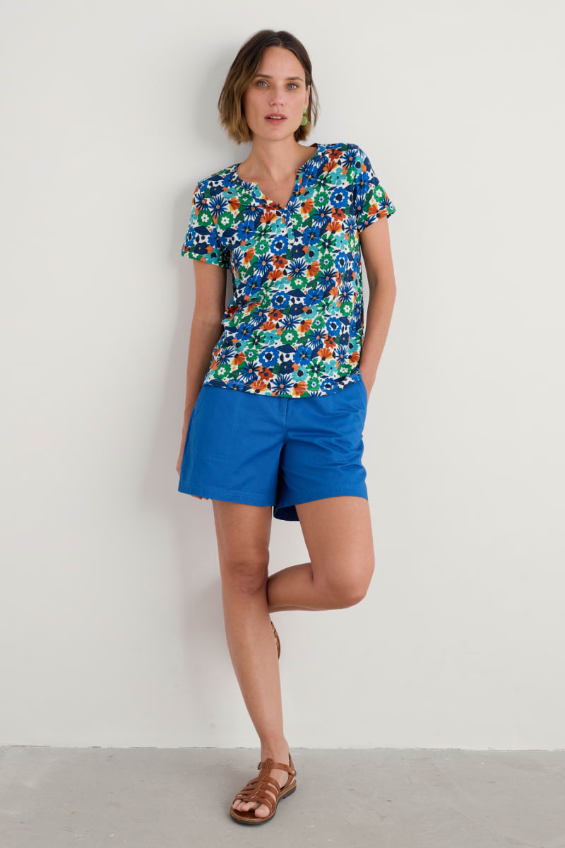 Waterflow Top - Screen Print Floral Chalk