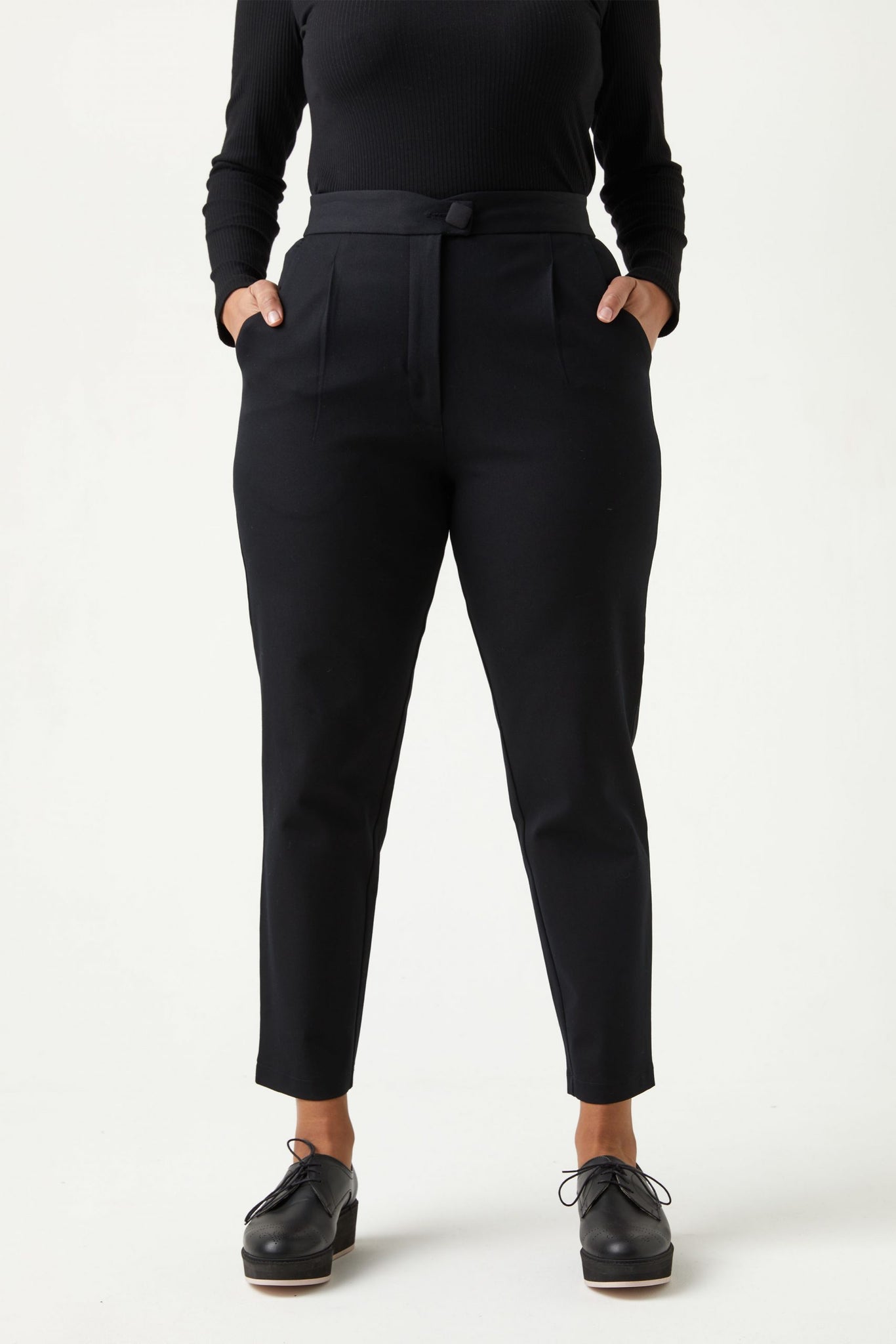 Classic Tailored Pant